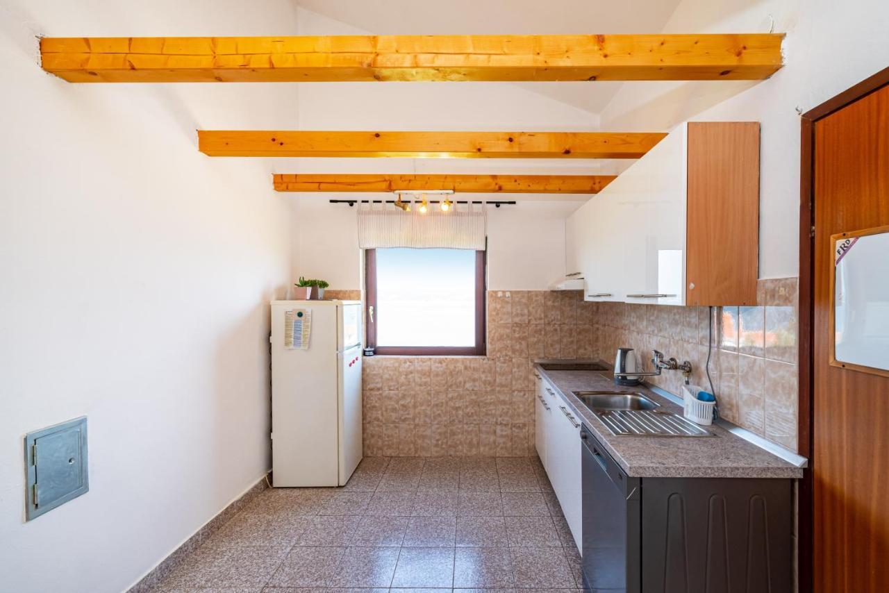 נוביגראד דאלמטיה Apartment Sea And Mountain With Pool חדר תמונה
