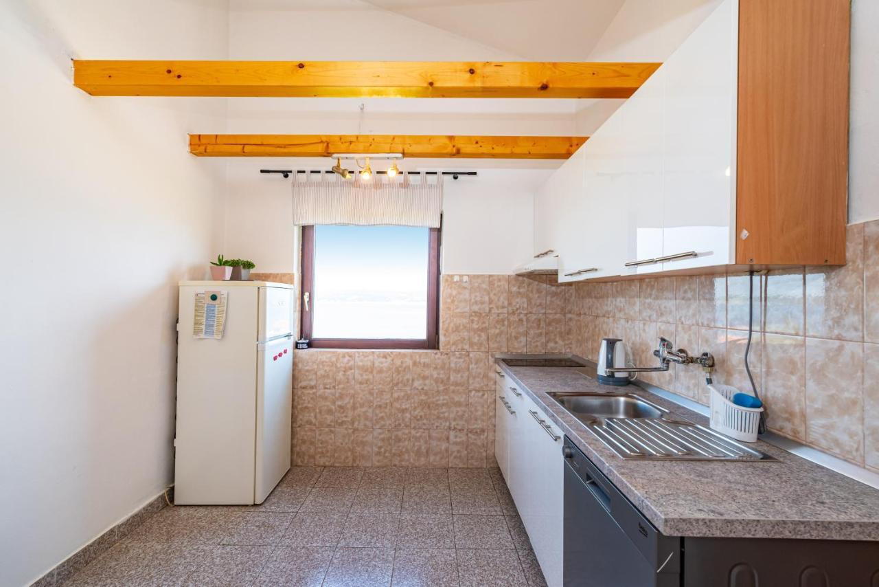 נוביגראד דאלמטיה Apartment Sea And Mountain With Pool חדר תמונה