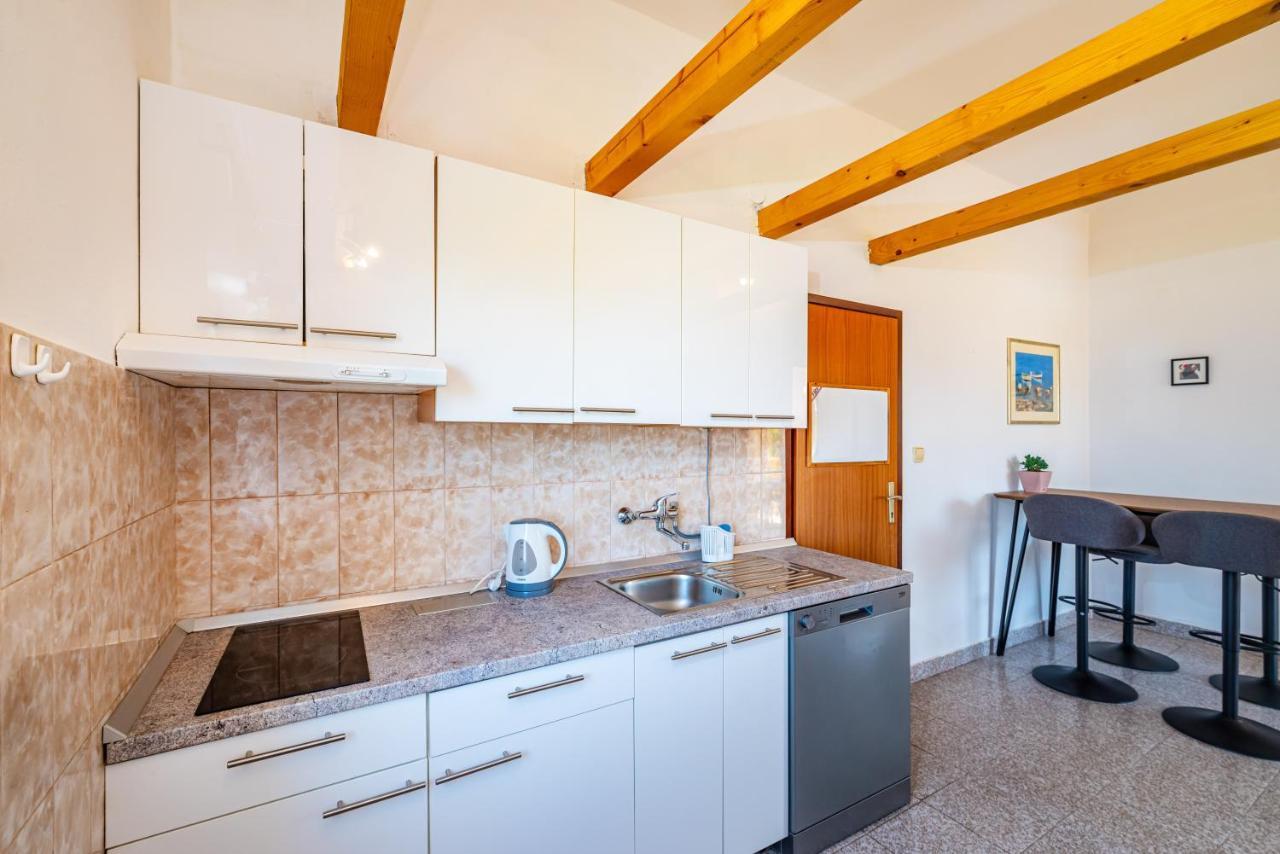 נוביגראד דאלמטיה Apartment Sea And Mountain With Pool מראה חיצוני תמונה